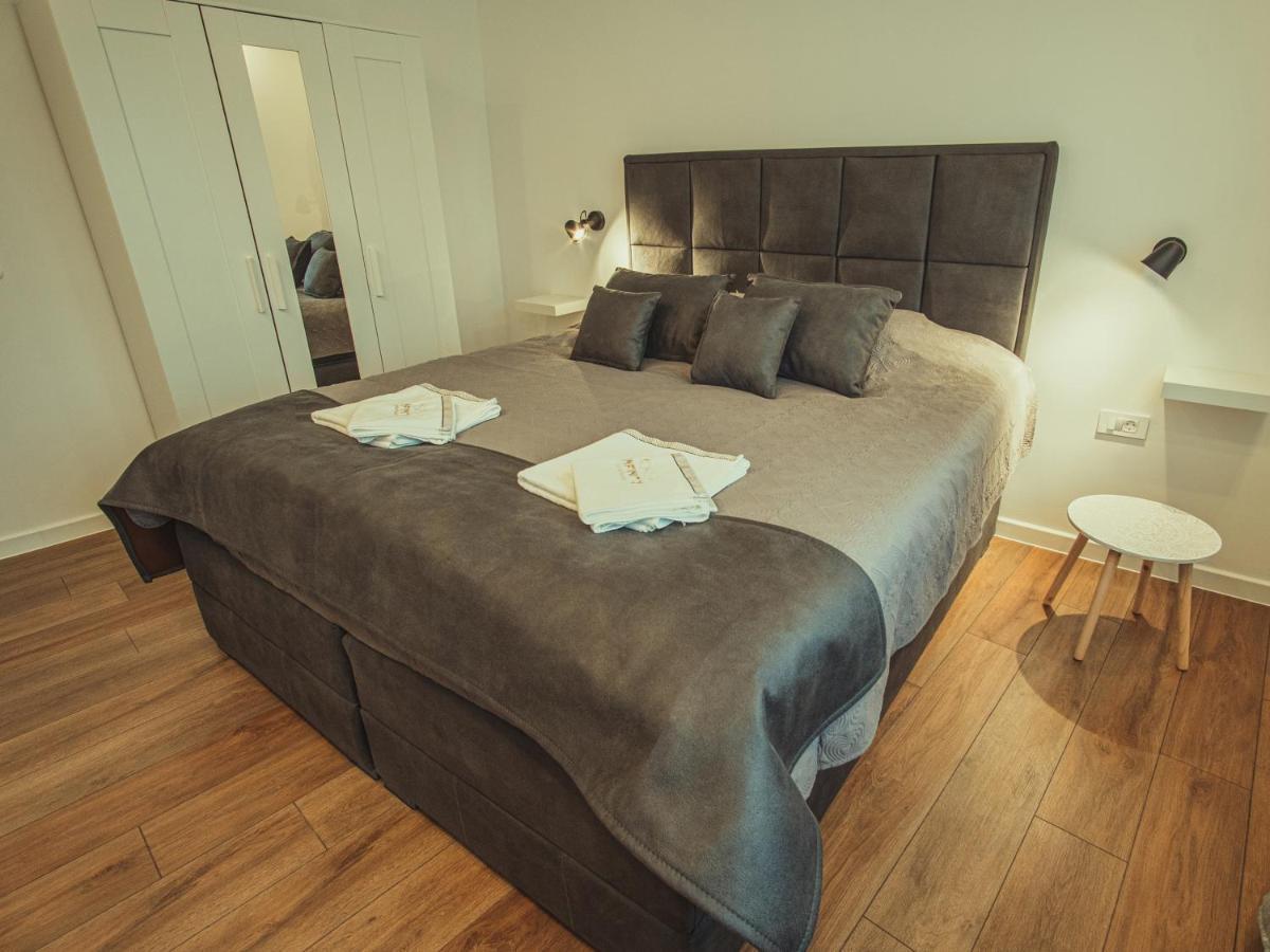 Apartmani Infinity オシエク エクステリア 写真