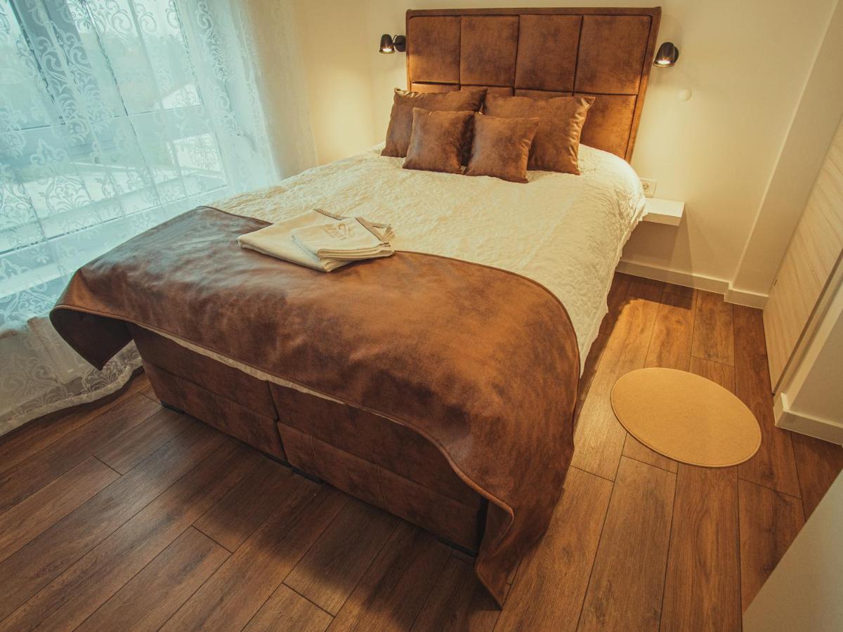 Apartmani Infinity オシエク エクステリア 写真