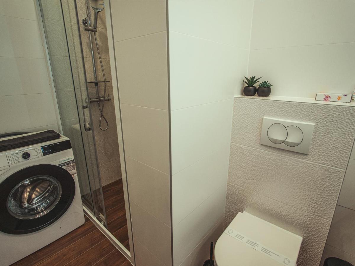 Apartmani Infinity オシエク エクステリア 写真
