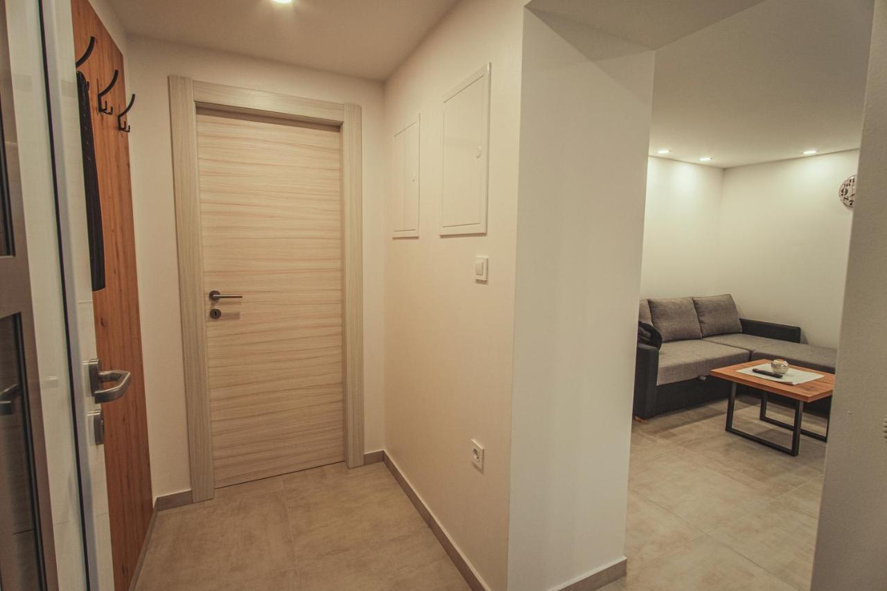 Apartmani Infinity オシエク エクステリア 写真